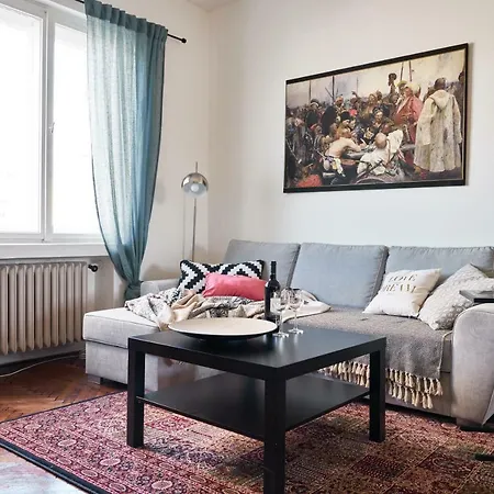 Vintage Apartment In The Old Town Bratislava Exteriér fotografie