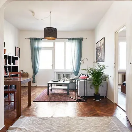 Vintage Apartment In The Old Town Bratislava Exteriér fotografie